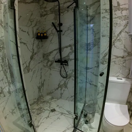 Apartment Luxury 1 Bedroom 5th Floor